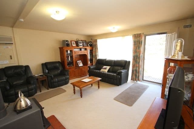 6 Wien Smith Avenue, CLARE SA 5453, Clare - Thumbnail 3