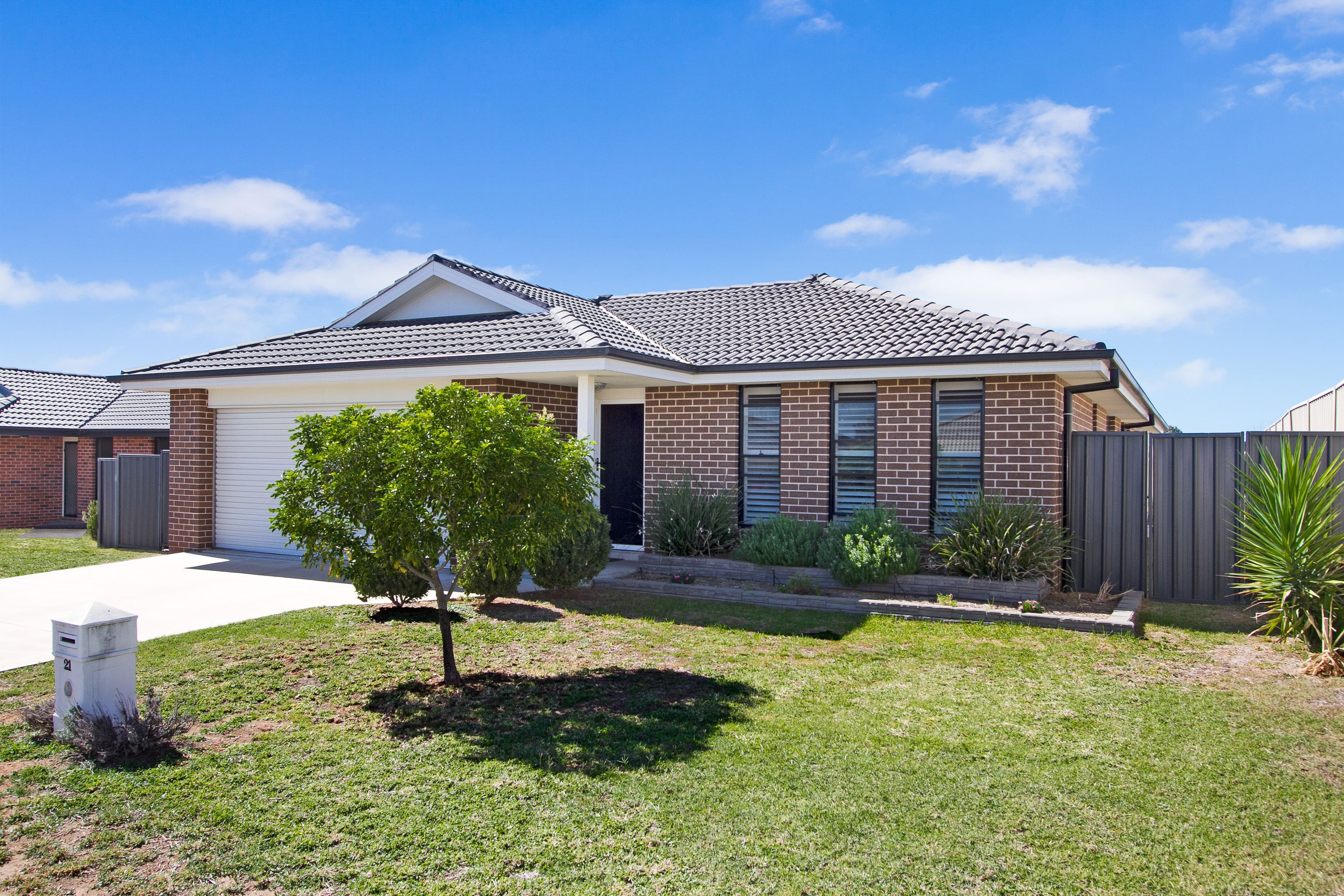 21 Rosella Avenue, Tamworth NSW 2340, Tamworth - Image 1