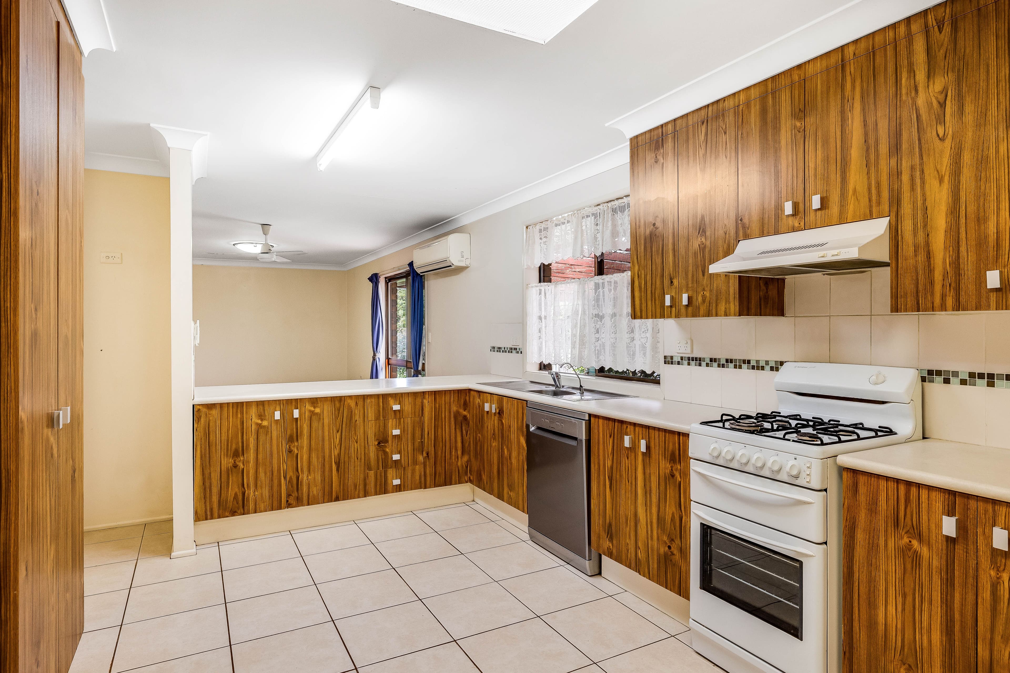 14 Marcia Street, Rangeville QLD 4350, Rangeville - Thumbnail 4