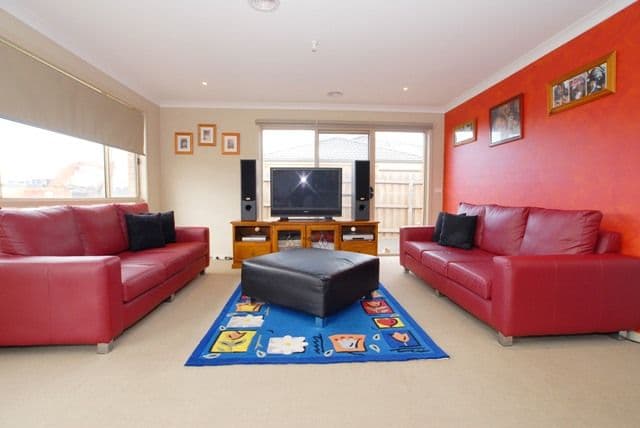 1 Harmony Drive, TARNEIT VIC 3029, Tarneit - Thumbnail 3