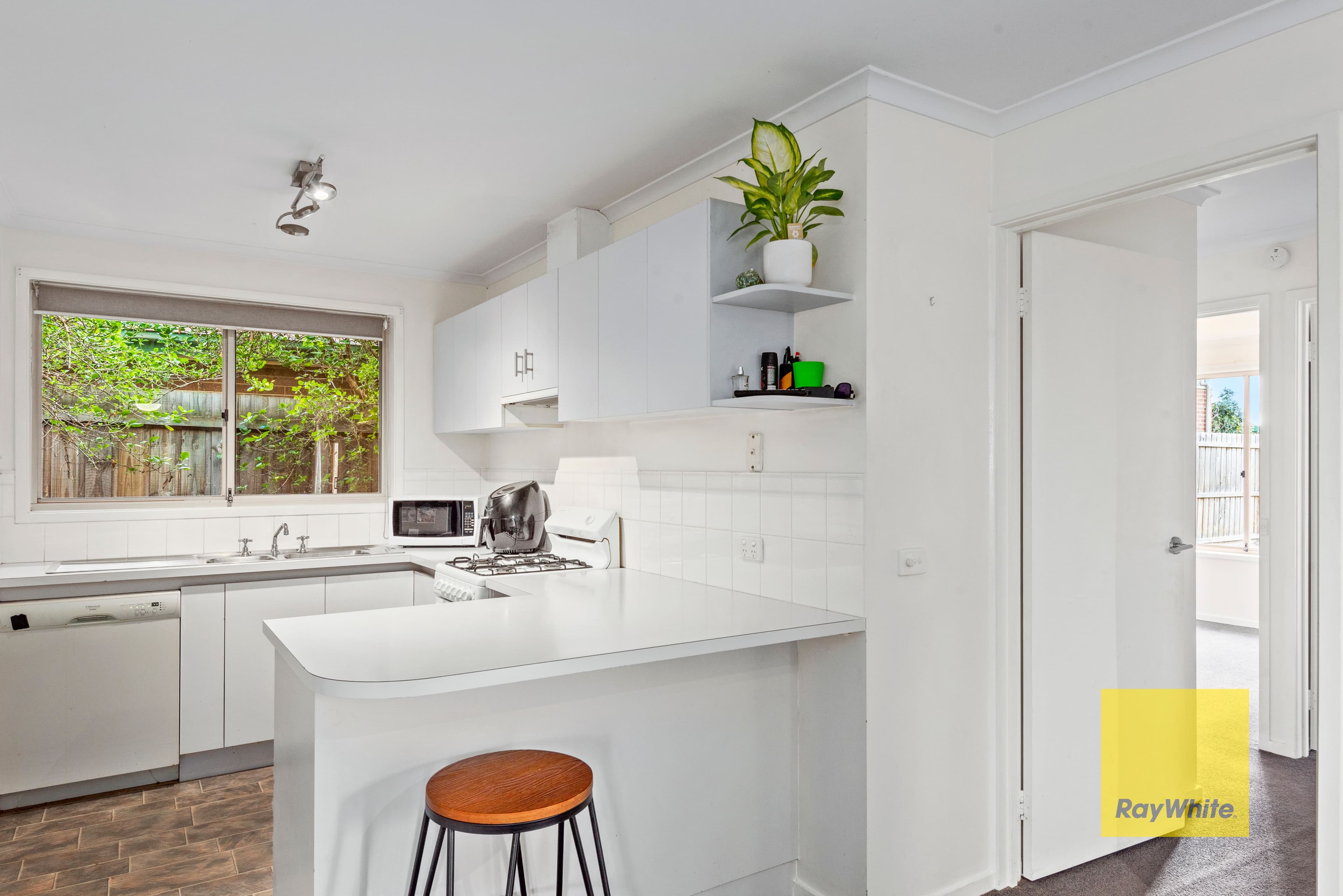 17 Jenolan Avenue, Grovedale VIC 3216, Grovedale - Thumbnail 5