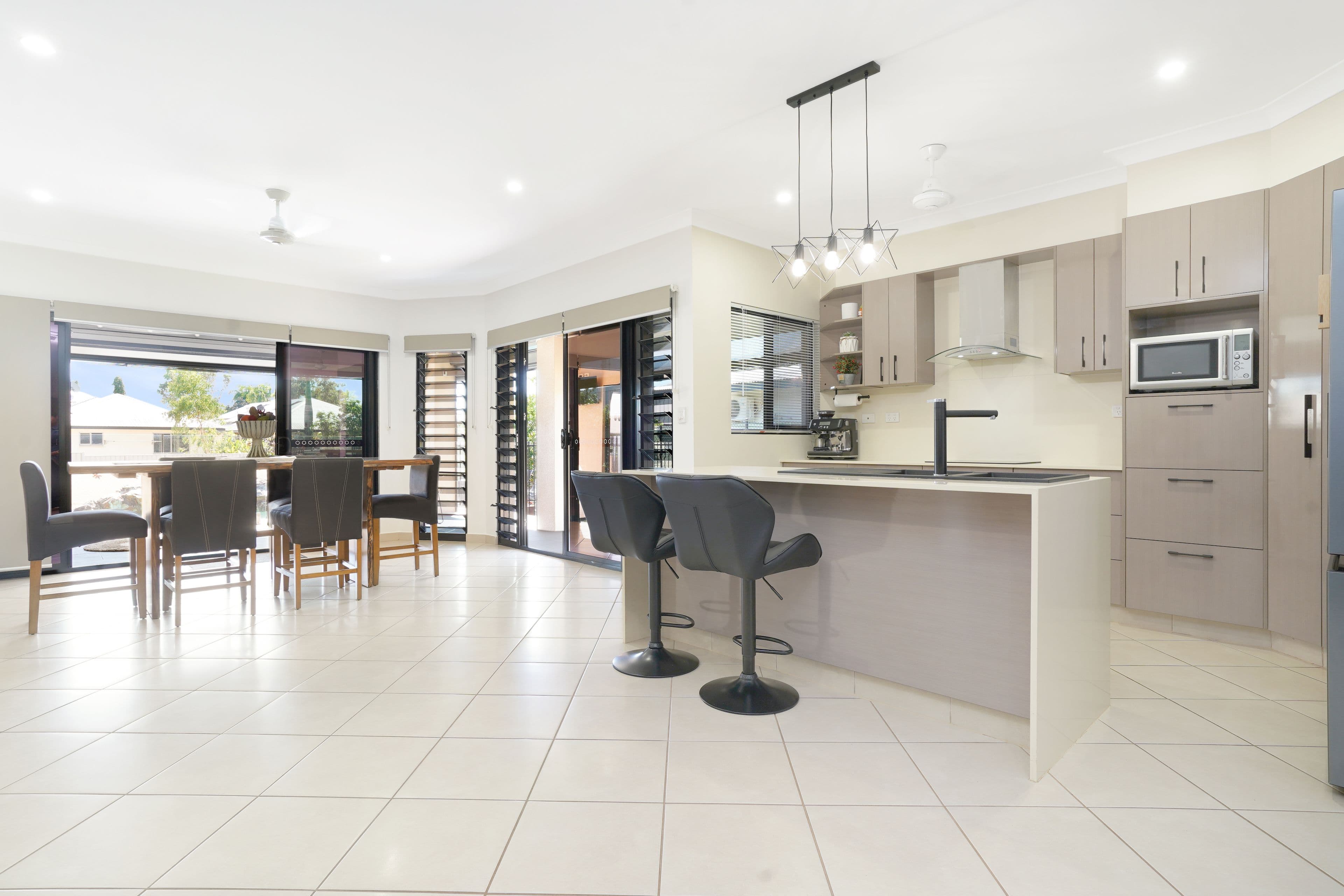 12 Davis Court, Rosebery NT 0832, Rosebery - Thumbnail 3