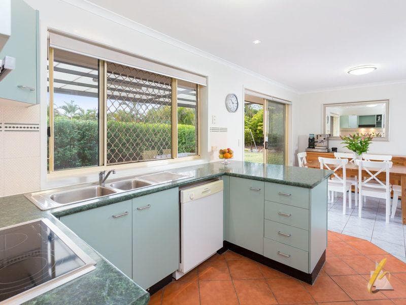 42 Mcpherson Road, Sinnamon Park - Thumbnail 6