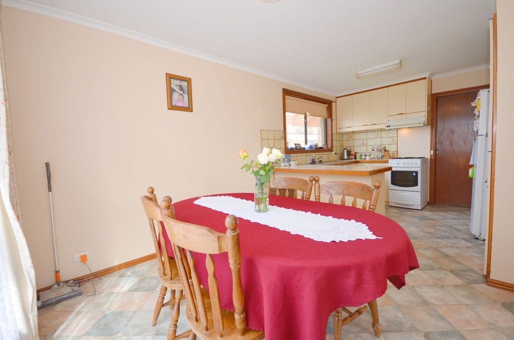 12 Lawrence Street, SEBASTOPOL VIC 3356, Sebastopol - Thumbnail 5