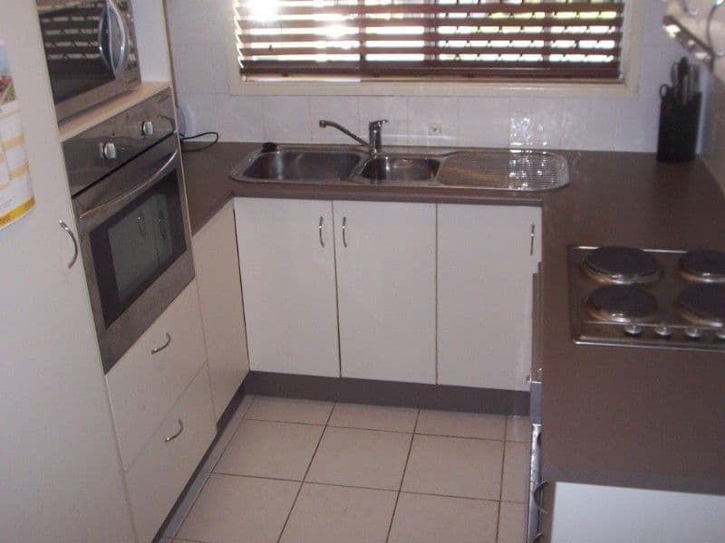 61 Liverpool Street, EIGHT MILE PLAINS QLD 4113, Eight Mile Plains - Thumbnail 3