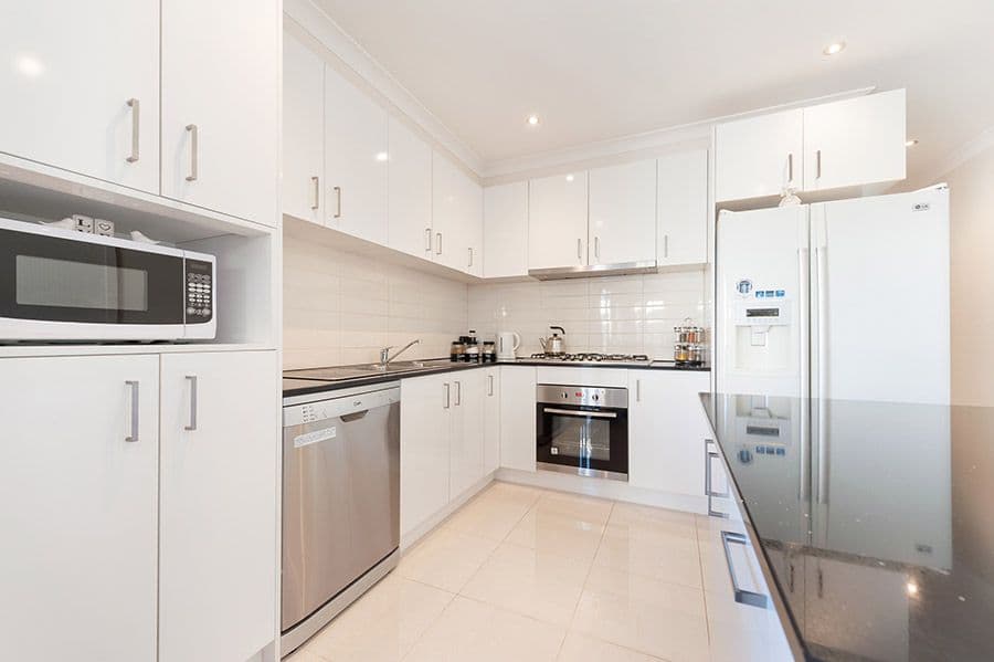 41 Axminster Drive, Craigieburn VIC 3064, Craigieburn - Thumbnail 3
