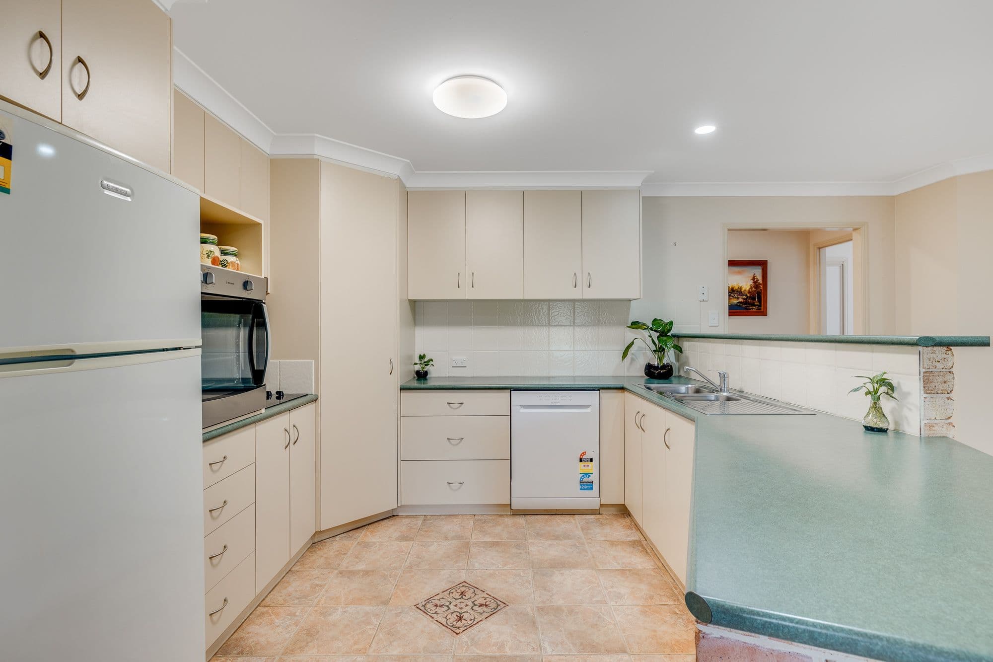 4 Lyness Court, Wilsonton Heights QLD 4350, Wilsonton Heights - Thumbnail 4