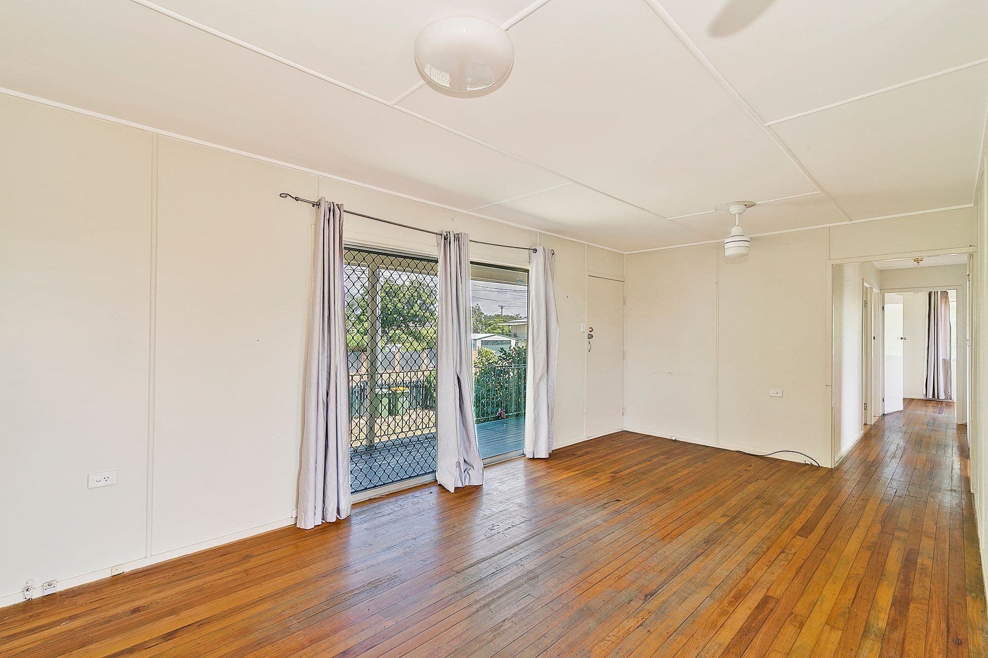 38 Golden Street, Logan Central QLD 4114, Logan Central - Thumbnail 2