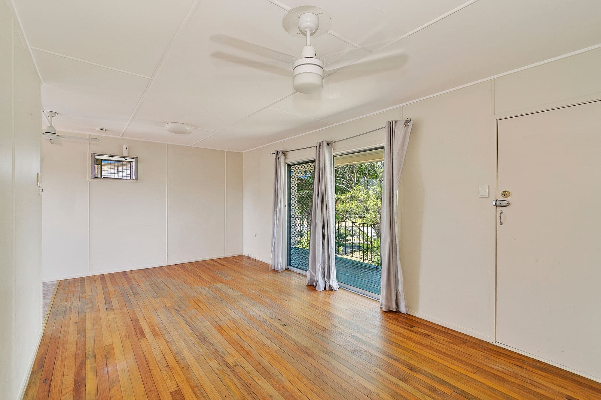 38 Golden Street, Logan Central QLD 4114, Logan Central - Thumbnail 3