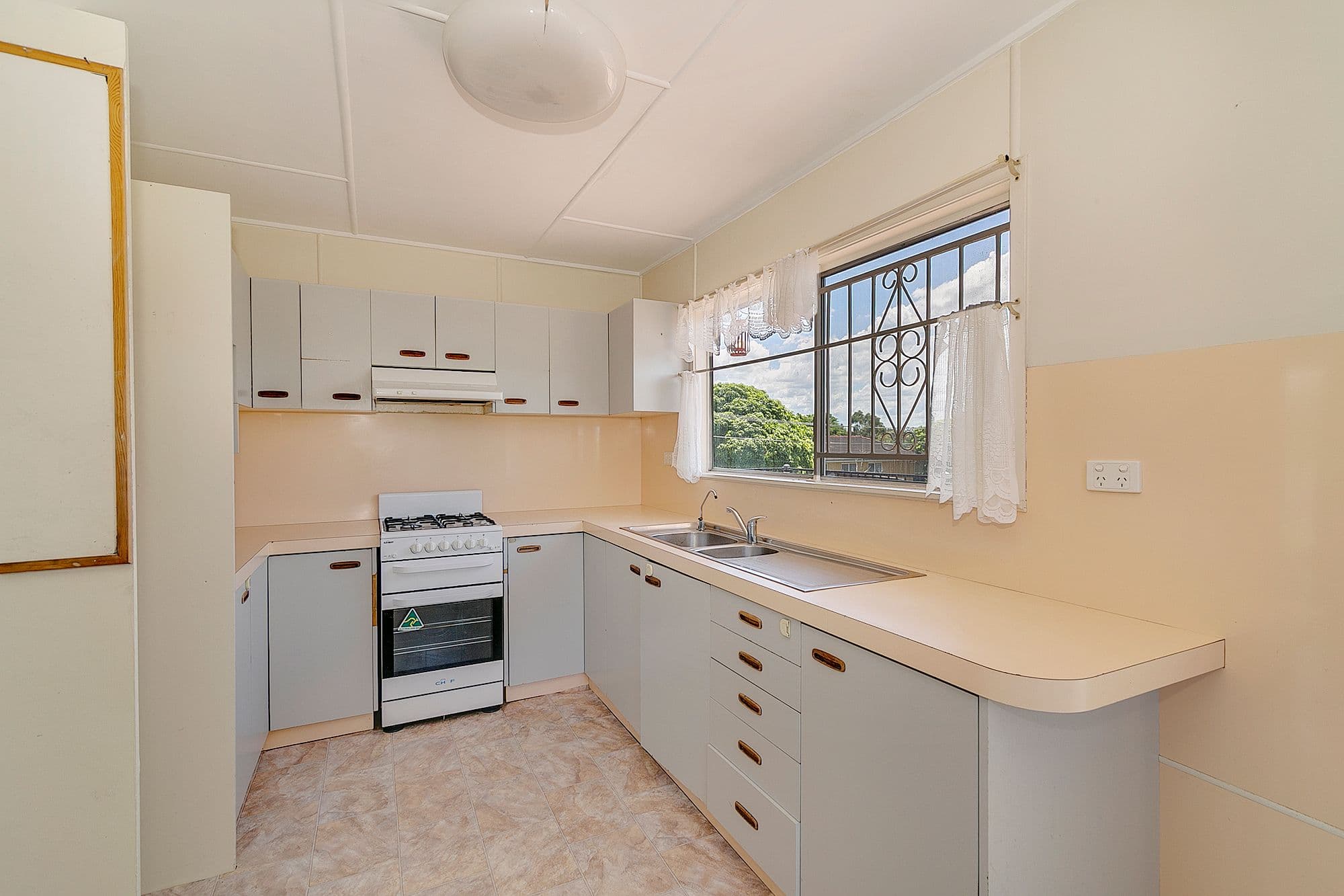 38 Golden Street, Logan Central QLD 4114, Logan Central - Thumbnail 6