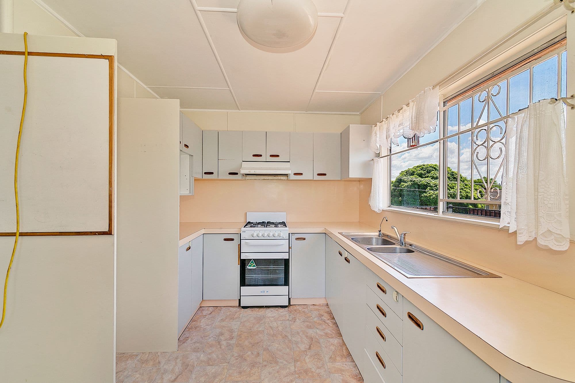 38 Golden Street, Logan Central QLD 4114, Logan Central - Thumbnail 7