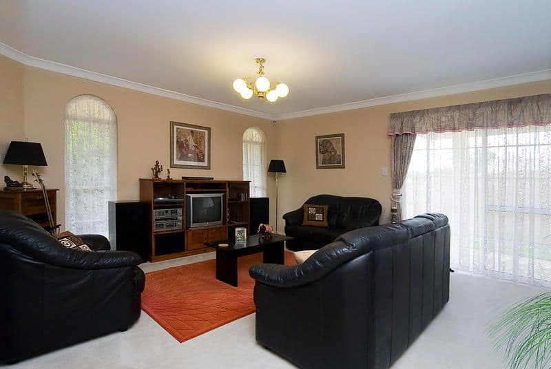 13 Parklands Street, CALAMVALE QLD 4116, Calamvale - Thumbnail 4