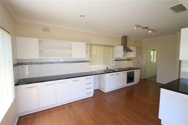 26 Milperra Avenue, BANKSIA PARK SA 5091, Banksia Park - Thumbnail 3