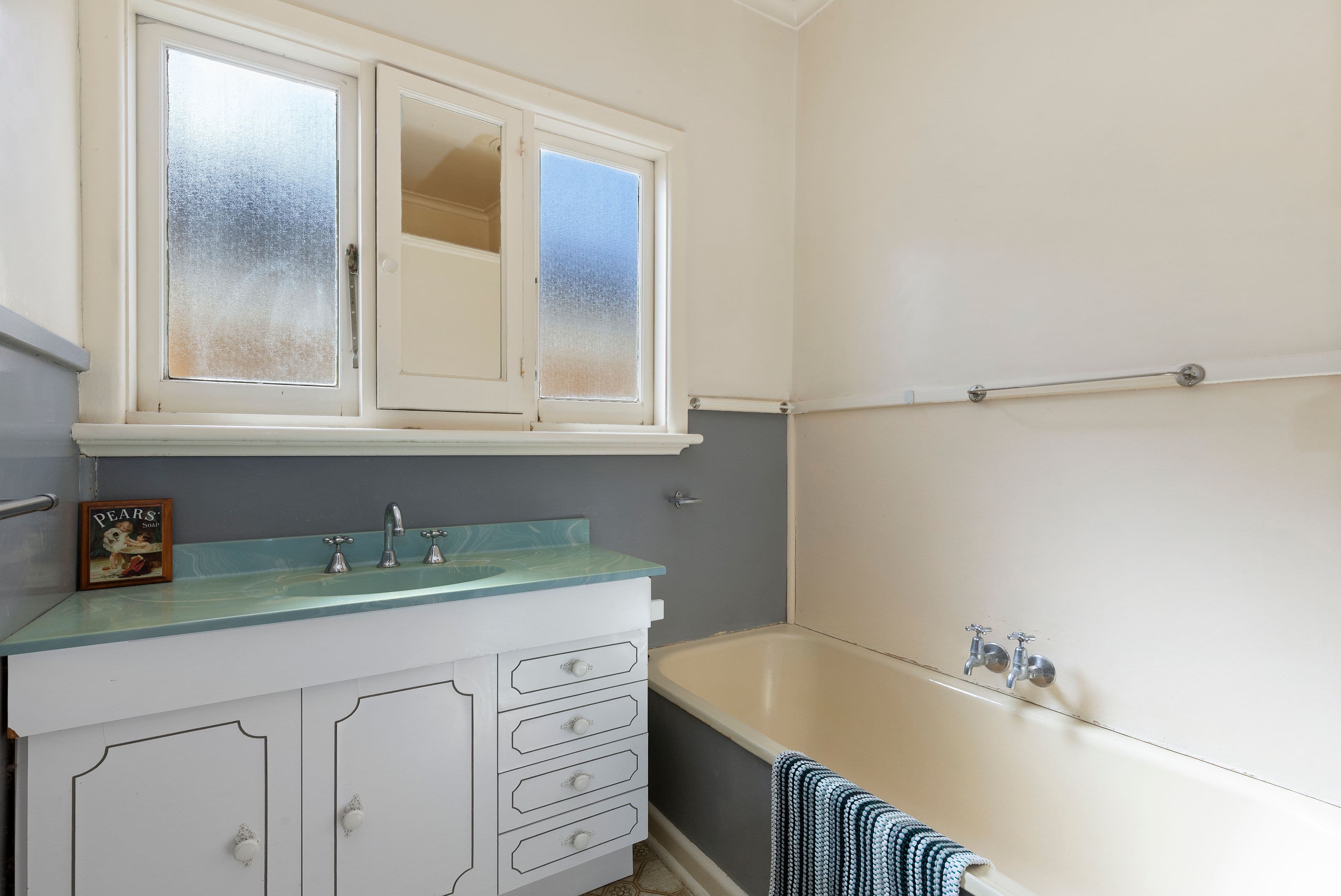 13 Munro Avenue, Cheltenham VIC 3192, Cheltenham - Thumbnail 8