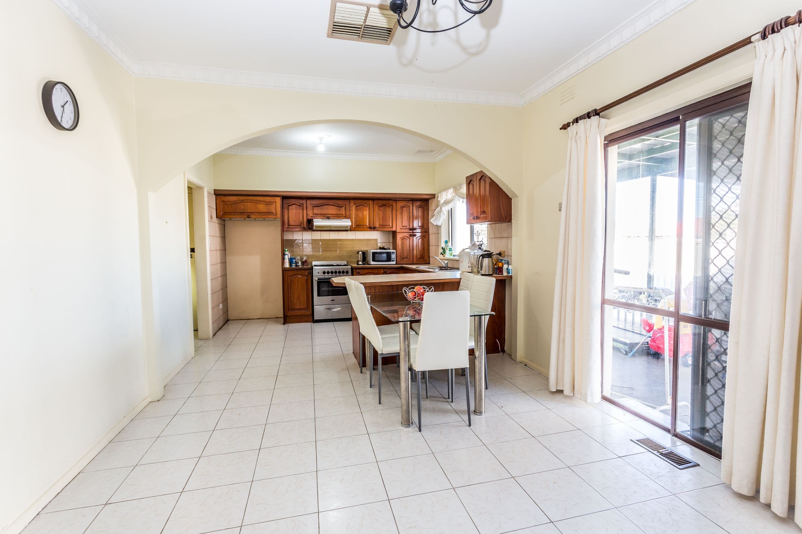11 Craigielea Avenue, St Albans VIC 3021, St Albans - Thumbnail 3