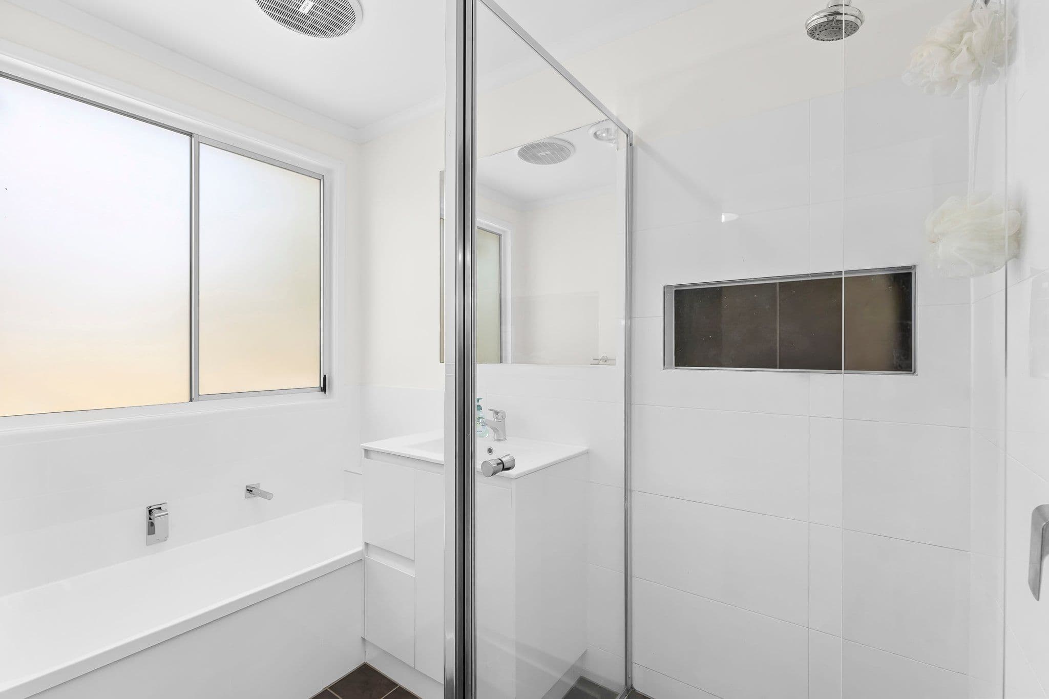 4 Jakari Court, Strathpine QLD 4500, Strathpine - Thumbnail 8