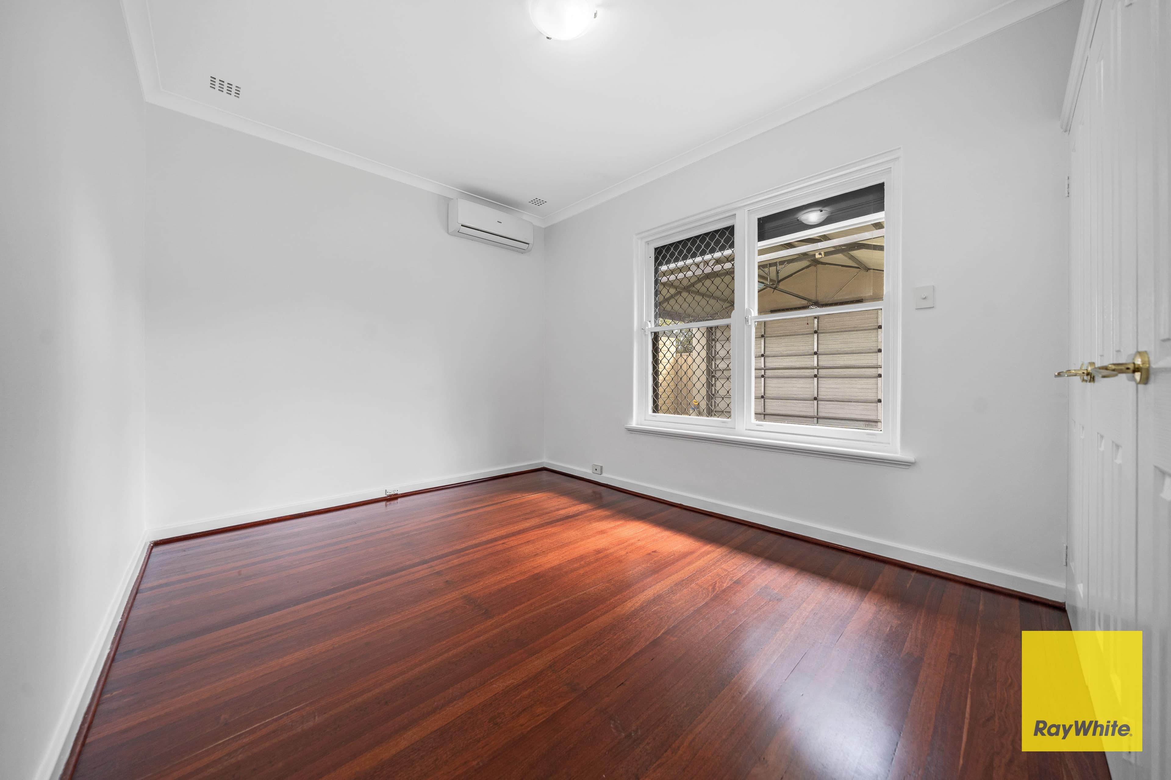 50 Walderton Avenue, Balga WA 6061, Balga - Thumbnail 8