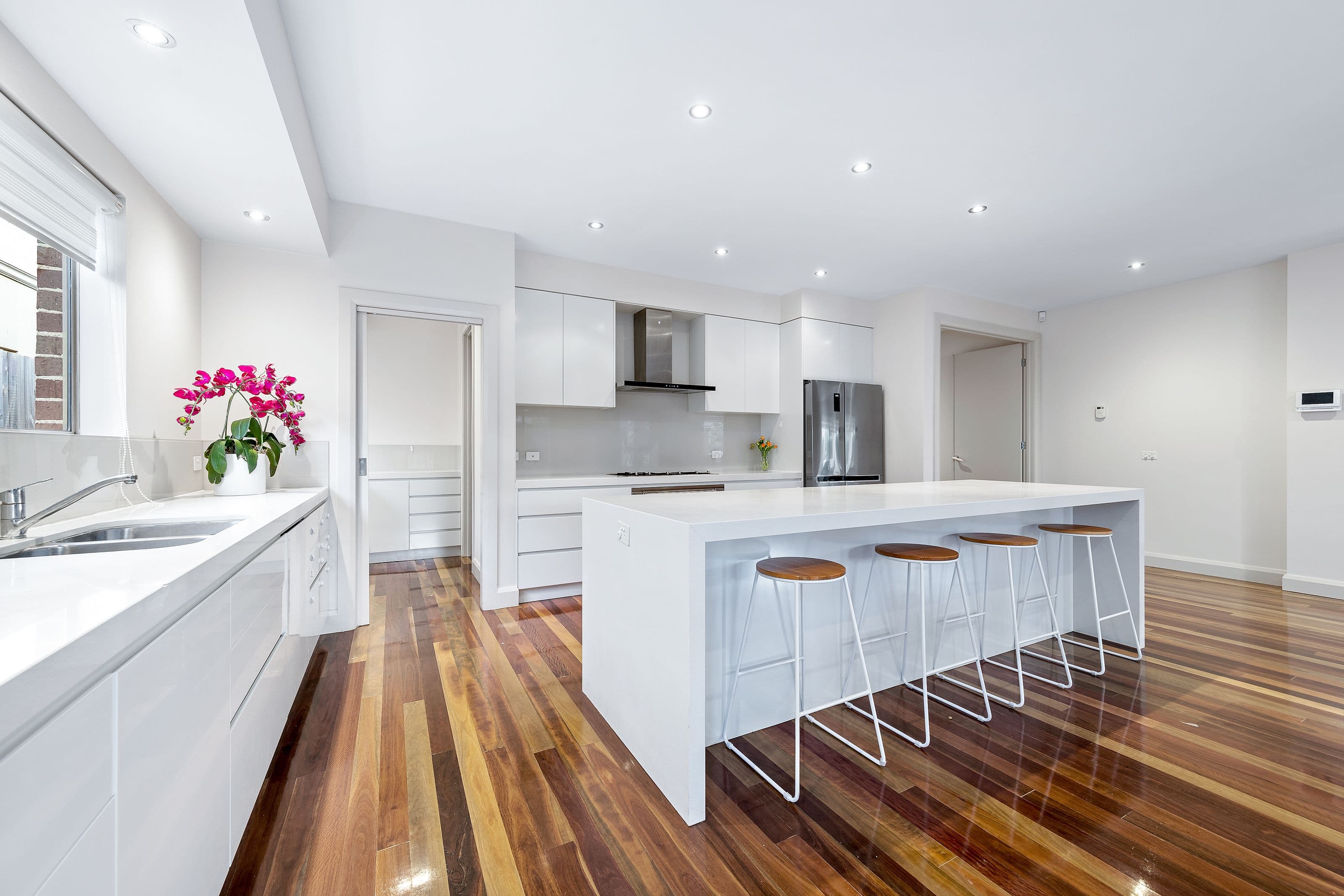 11 Nottingham Street, Glen Waverley VIC 3150, Glen Waverley - Thumbnail 6