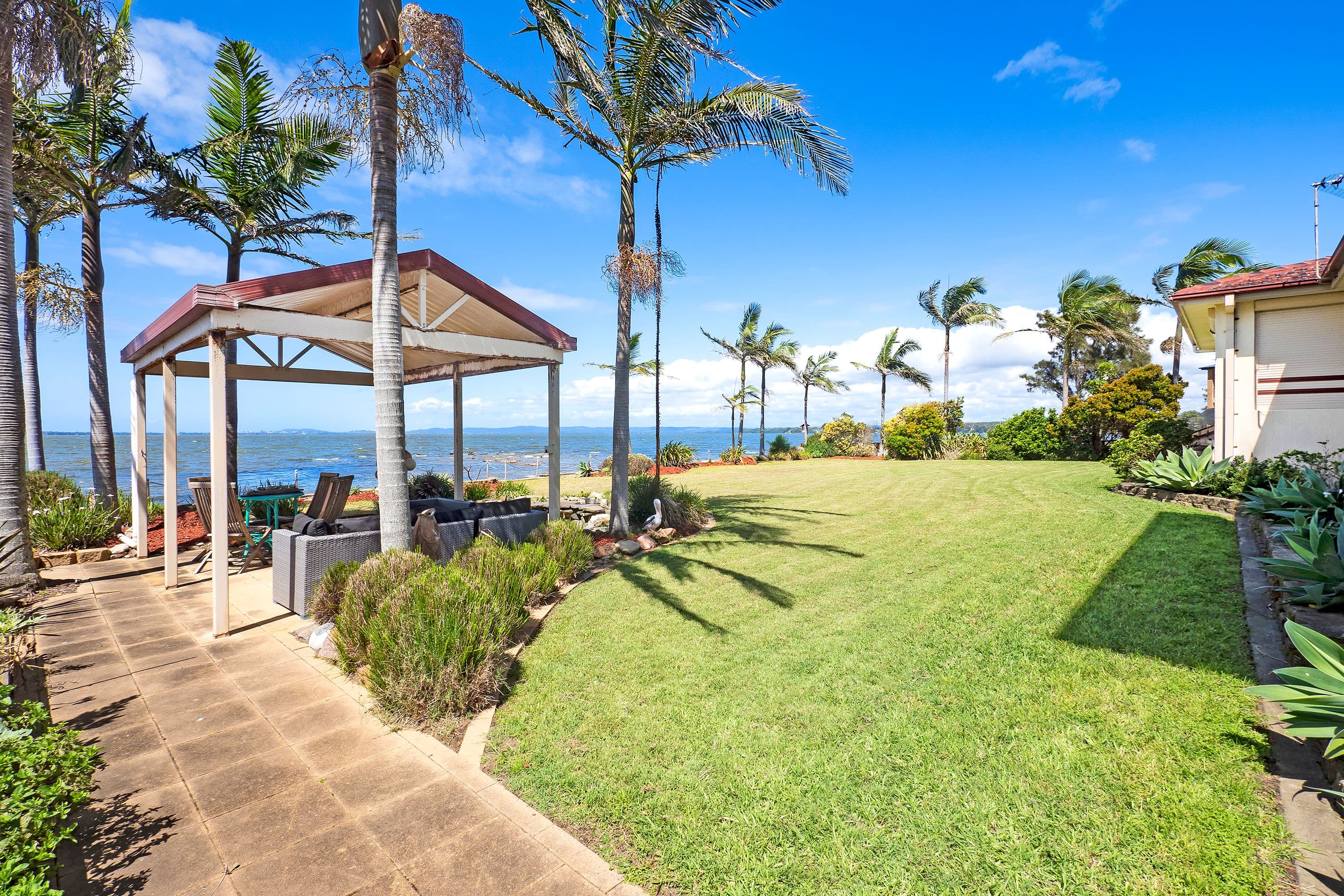 8 Wallarah Road, Gorokan NSW 2263, Gorokan - Thumbnail 2