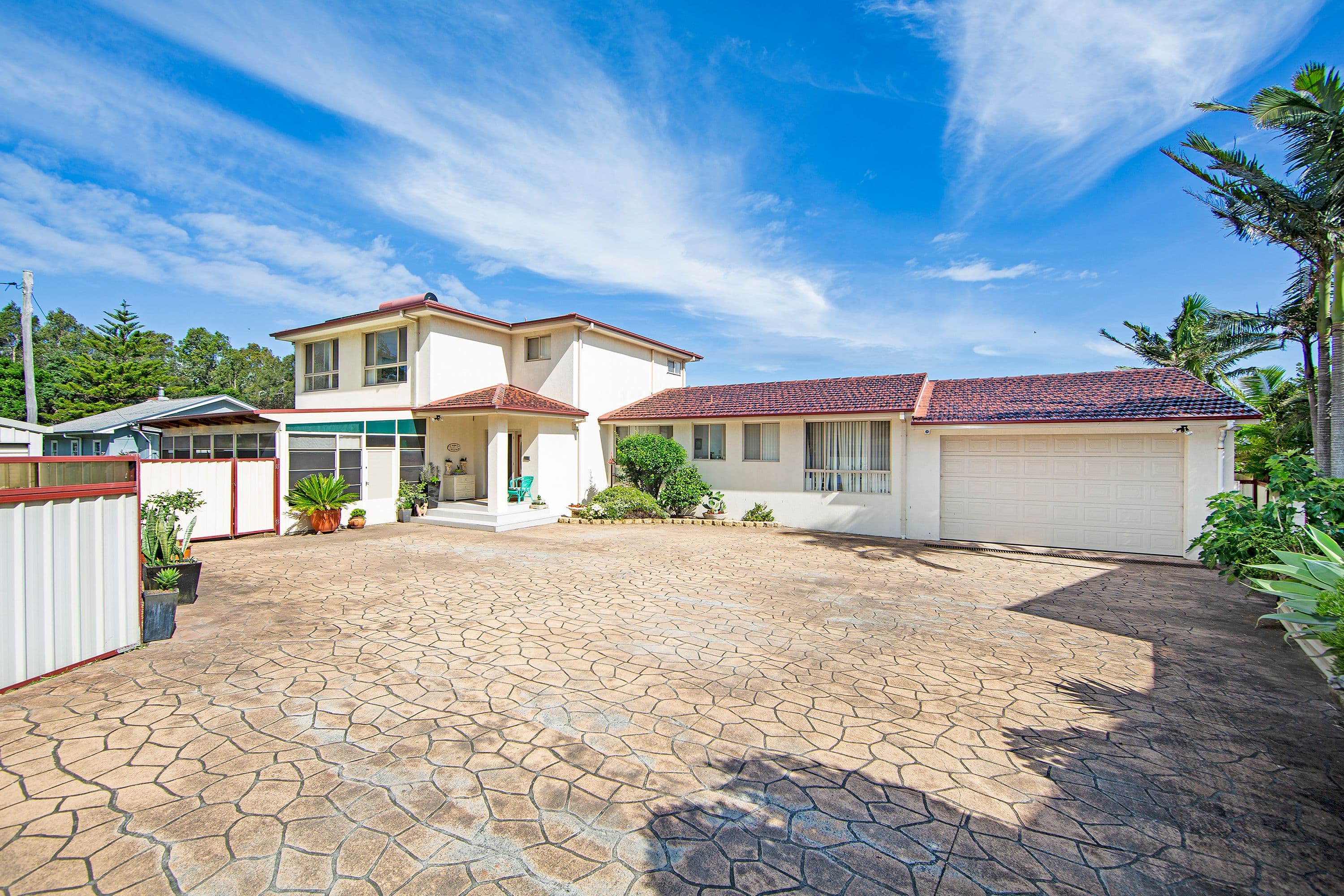 8 Wallarah Road, Gorokan NSW 2263, Gorokan - Thumbnail 3