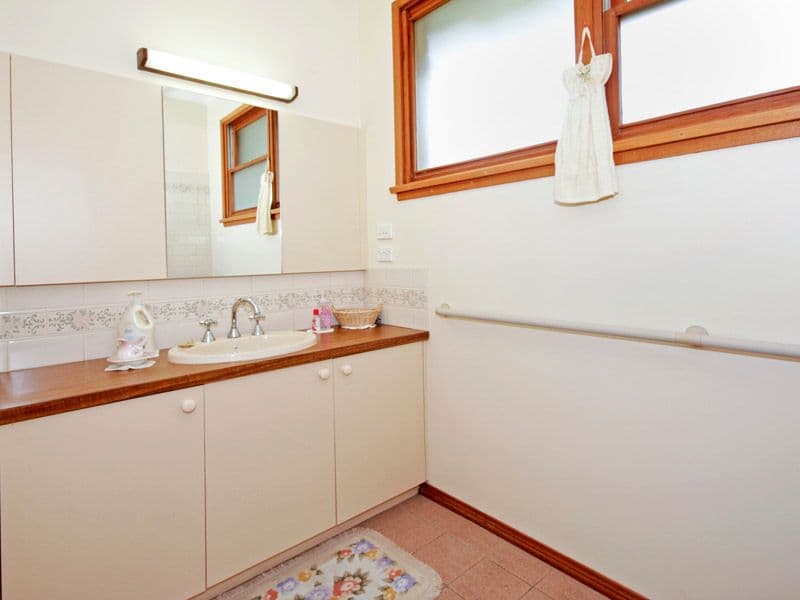 3 Caroline Street, HIGHTON VIC 3216, Highton - Thumbnail 7