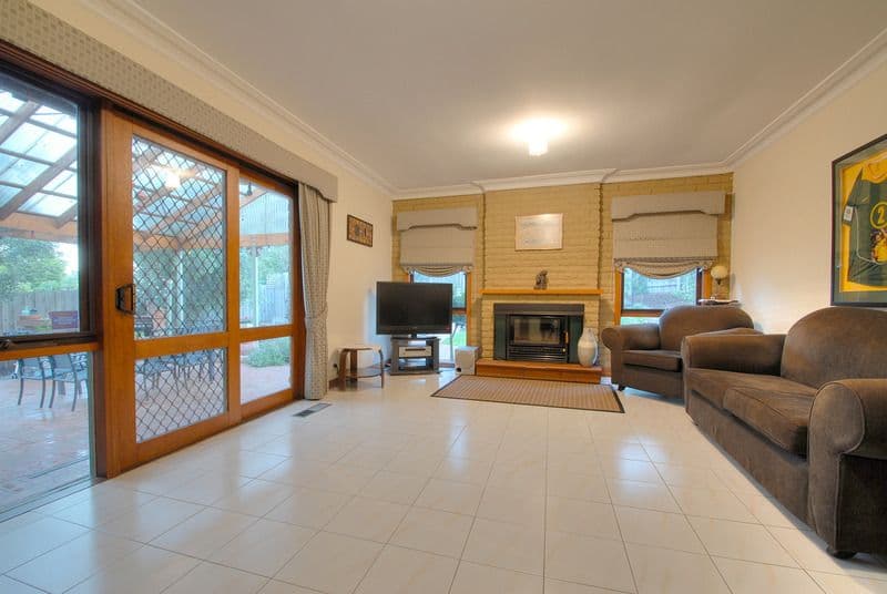 7 Ballamore Crescent, DONCASTER VIC 3108, Doncaster - Thumbnail 7