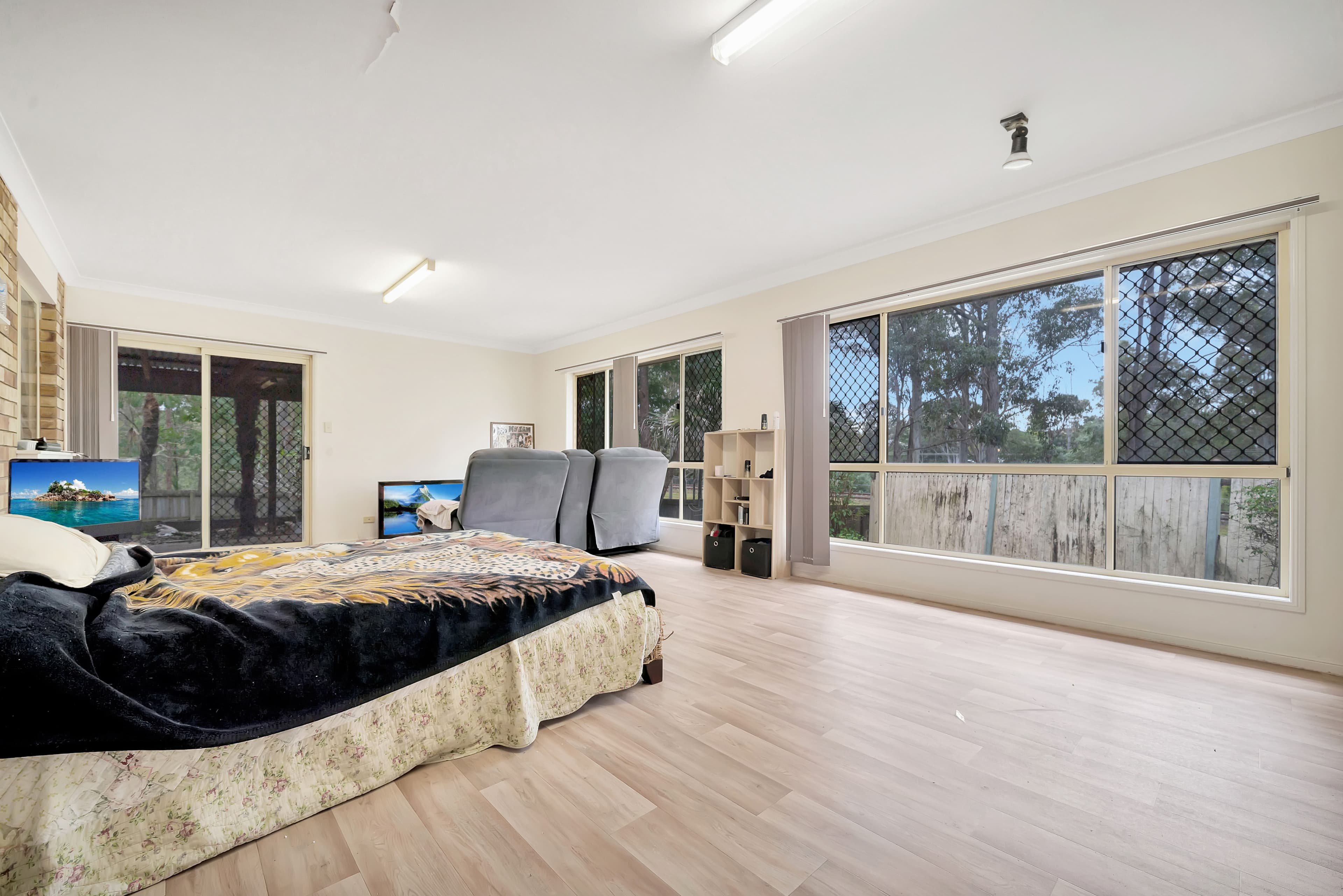 18 Rochelle Court, Edens Landing QLD 4207, Edens Landing - Thumbnail 4