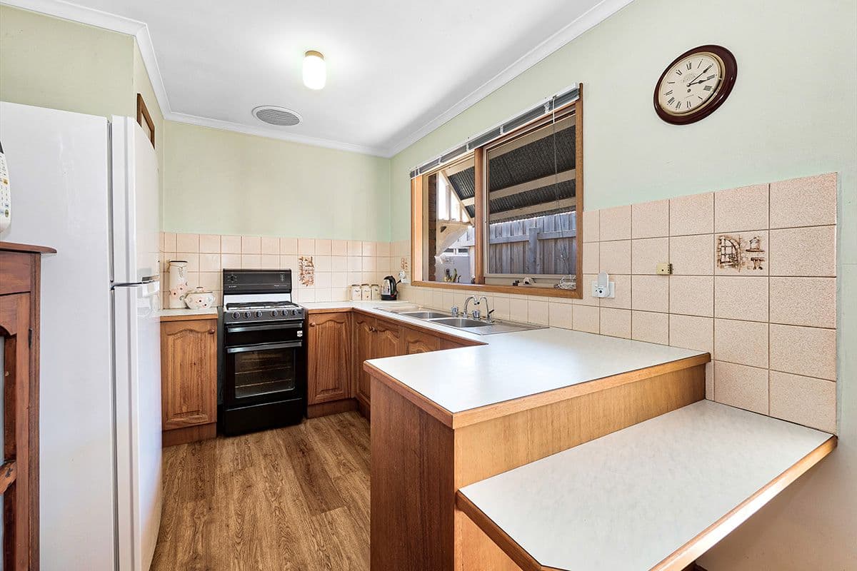37 Hamilton Drive, Cranbourne North VIC 3977, Cranbourne North - Thumbnail 6