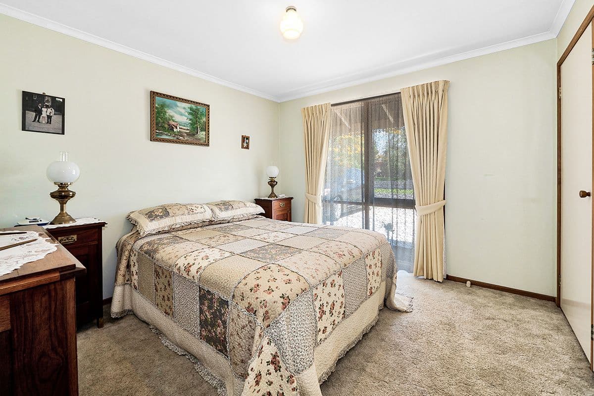 37 Hamilton Drive, Cranbourne North VIC 3977, Cranbourne North - Thumbnail 8