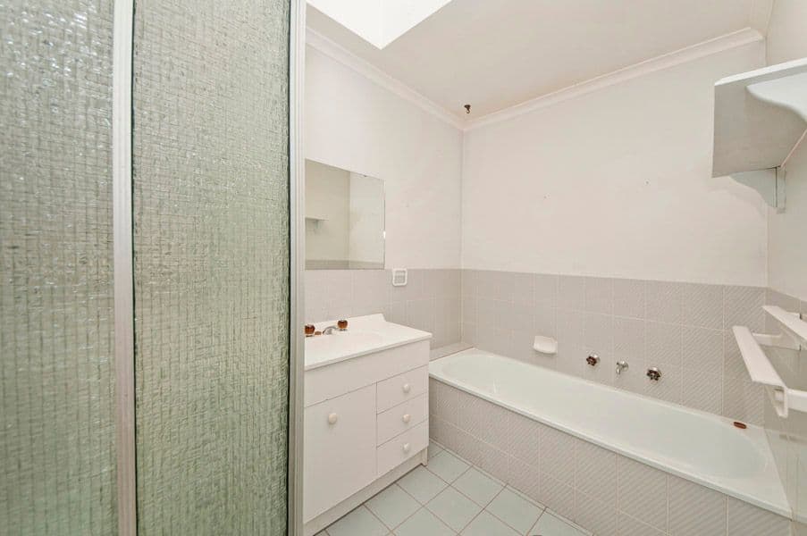 72 Ern Florence Crescent, THEODORE ACT 2905, Theodore - Thumbnail 5