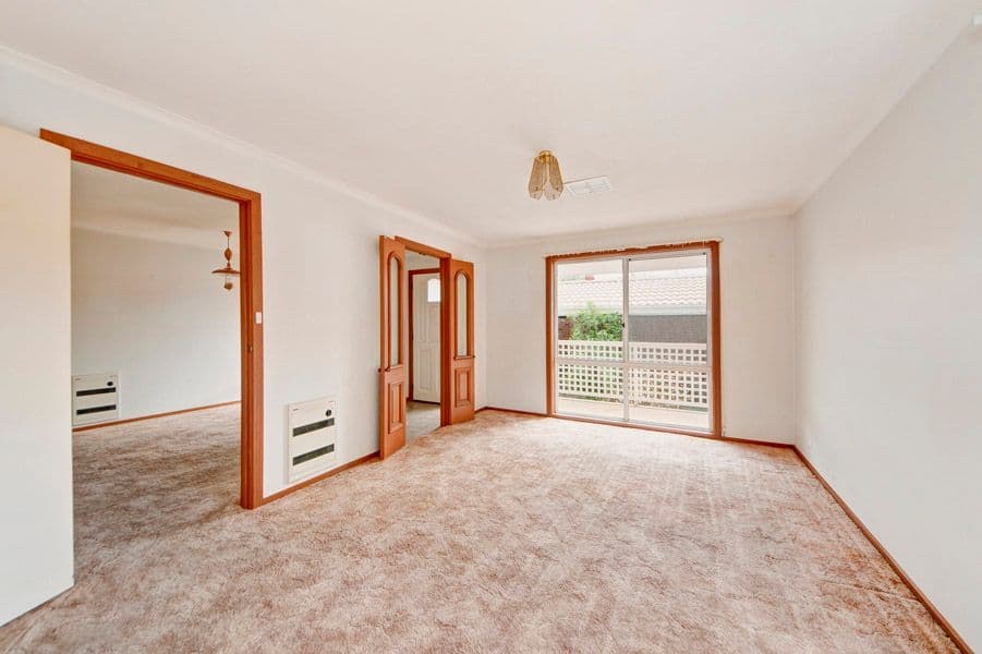 72 Ern Florence Crescent, THEODORE ACT 2905, Theodore - Thumbnail 8