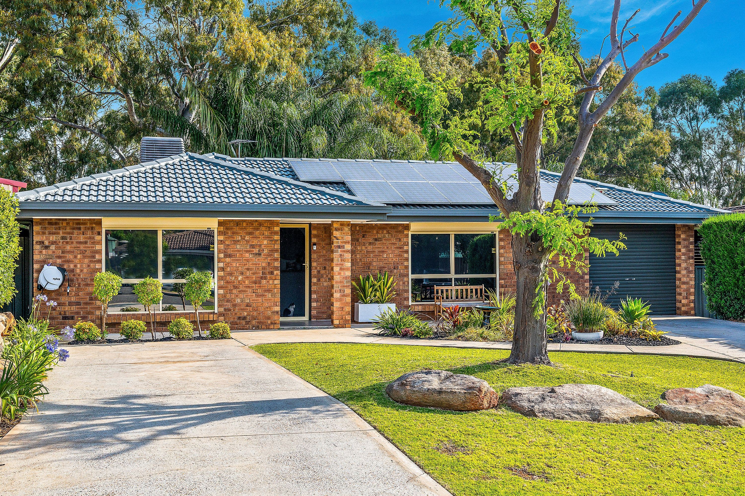 27 Kosmina Crescent, Hillbank SA 5112, Hillbank - Thumbnail 2