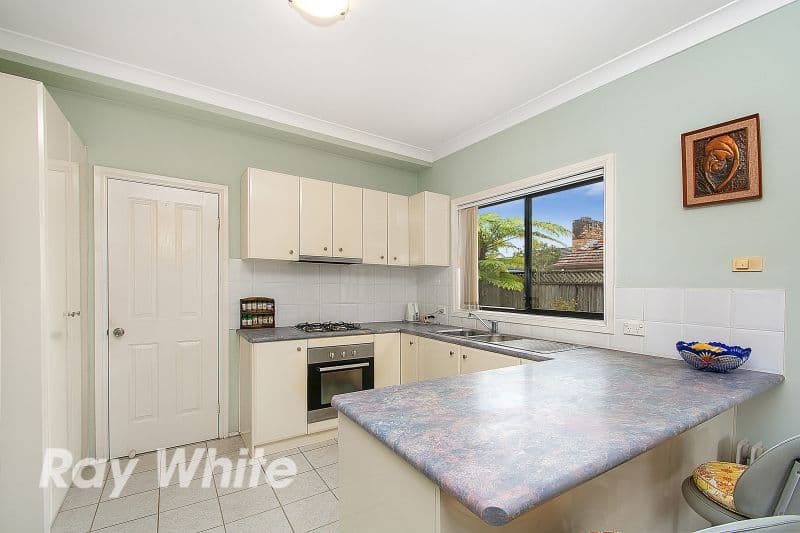 4 Kenneth Avenue, BAULKHAM HILLS NSW 2153, Baulkham Hills - Thumbnail 2