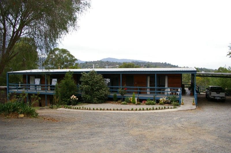 4 Clive Avenue, HEALESVILLE VIC 3777, Healesville - Image 1