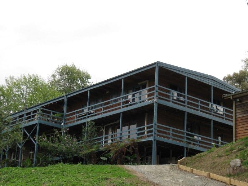 4 Clive Avenue, HEALESVILLE VIC 3777, Healesville - Thumbnail 2