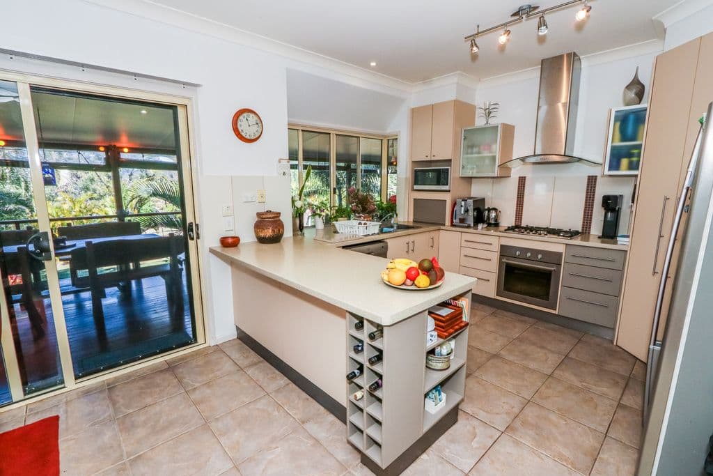 19 Lady Elliot Drive, Agnes Water QLD 4677, Agnes Water - Thumbnail 4