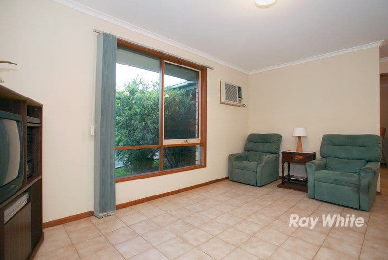 6 Bolwarra Court, CRANBOURNE VIC 3977, Cranbourne West - Thumbnail 7