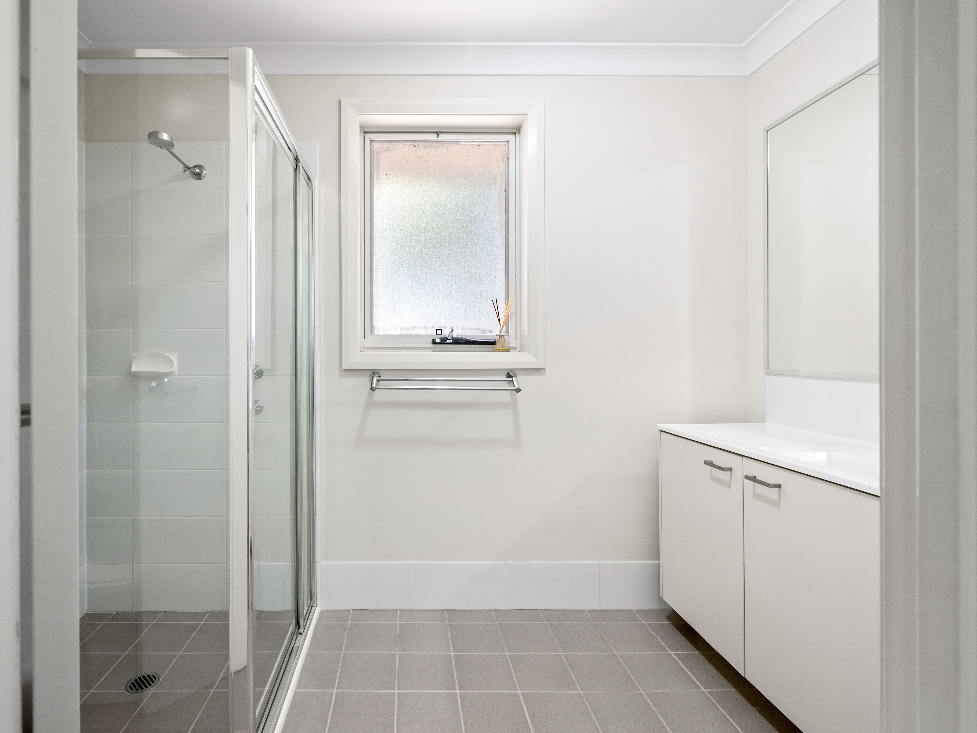 52 Sovereign Circuit, Glenfield NSW 2167, Glenfield - Thumbnail 6
