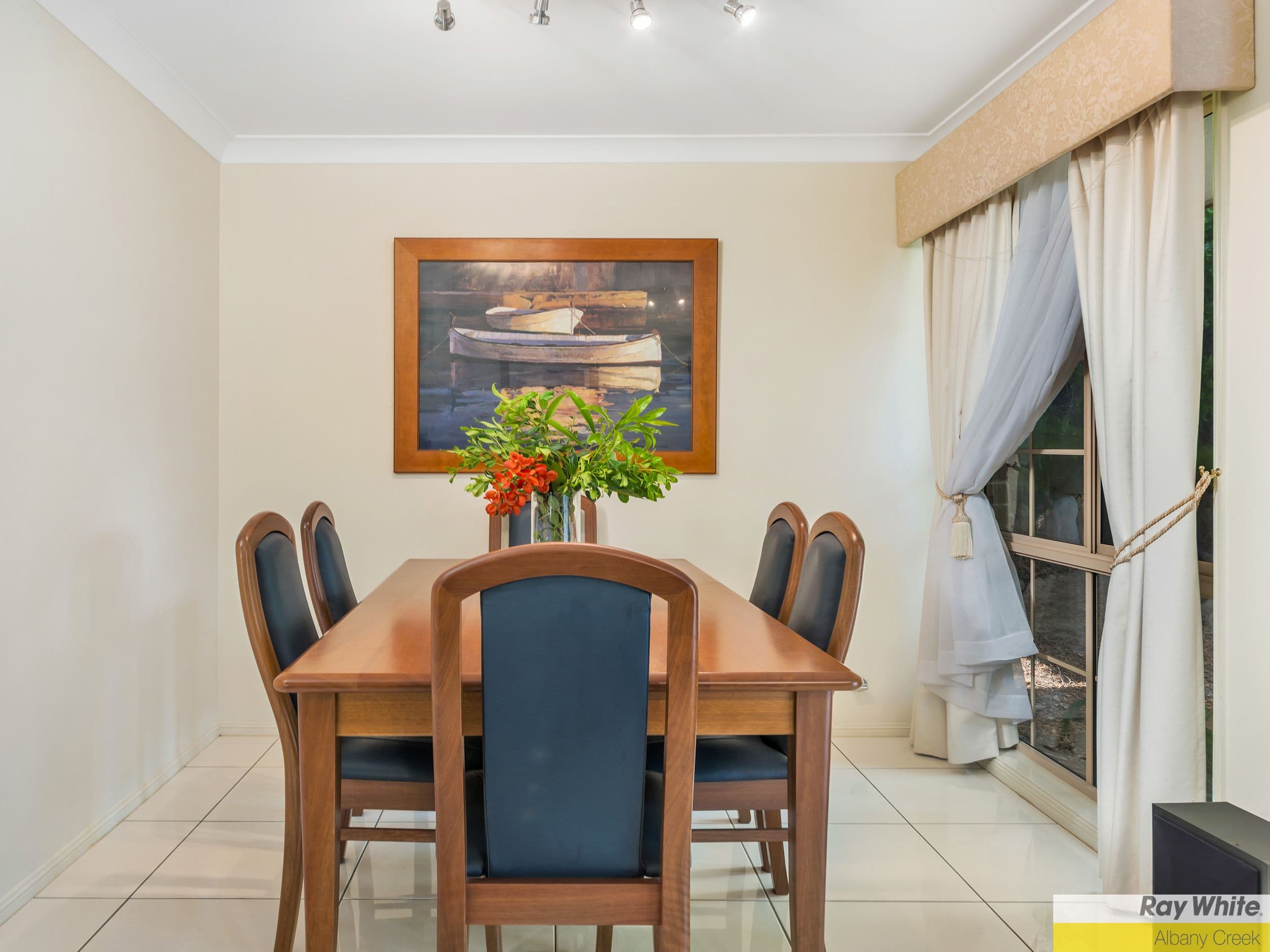 25 Oakmont Crescent, Albany Creek QLD 4035, Albany Creek - Thumbnail 5