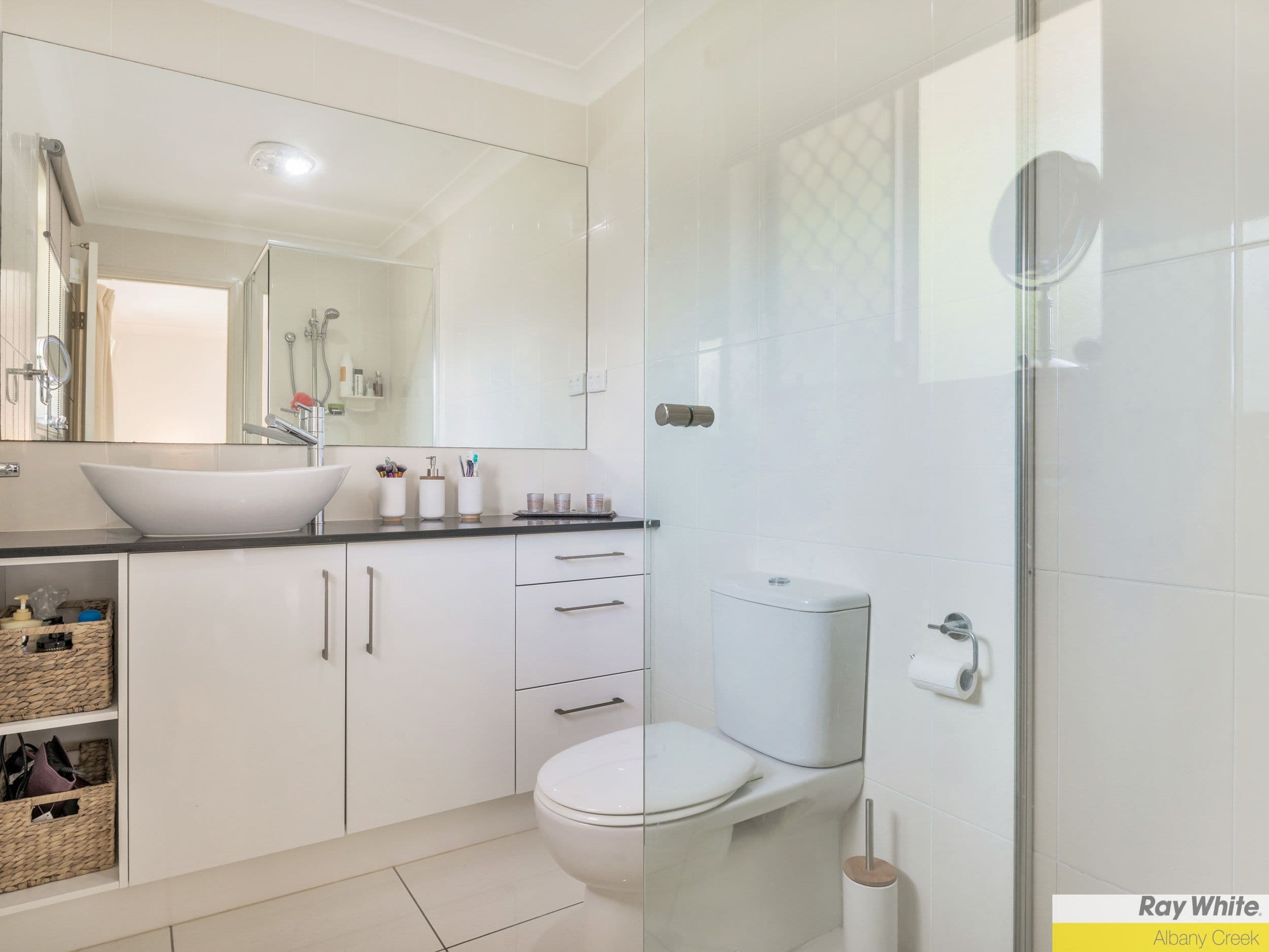 25 Oakmont Crescent, Albany Creek QLD 4035, Albany Creek - Thumbnail 7