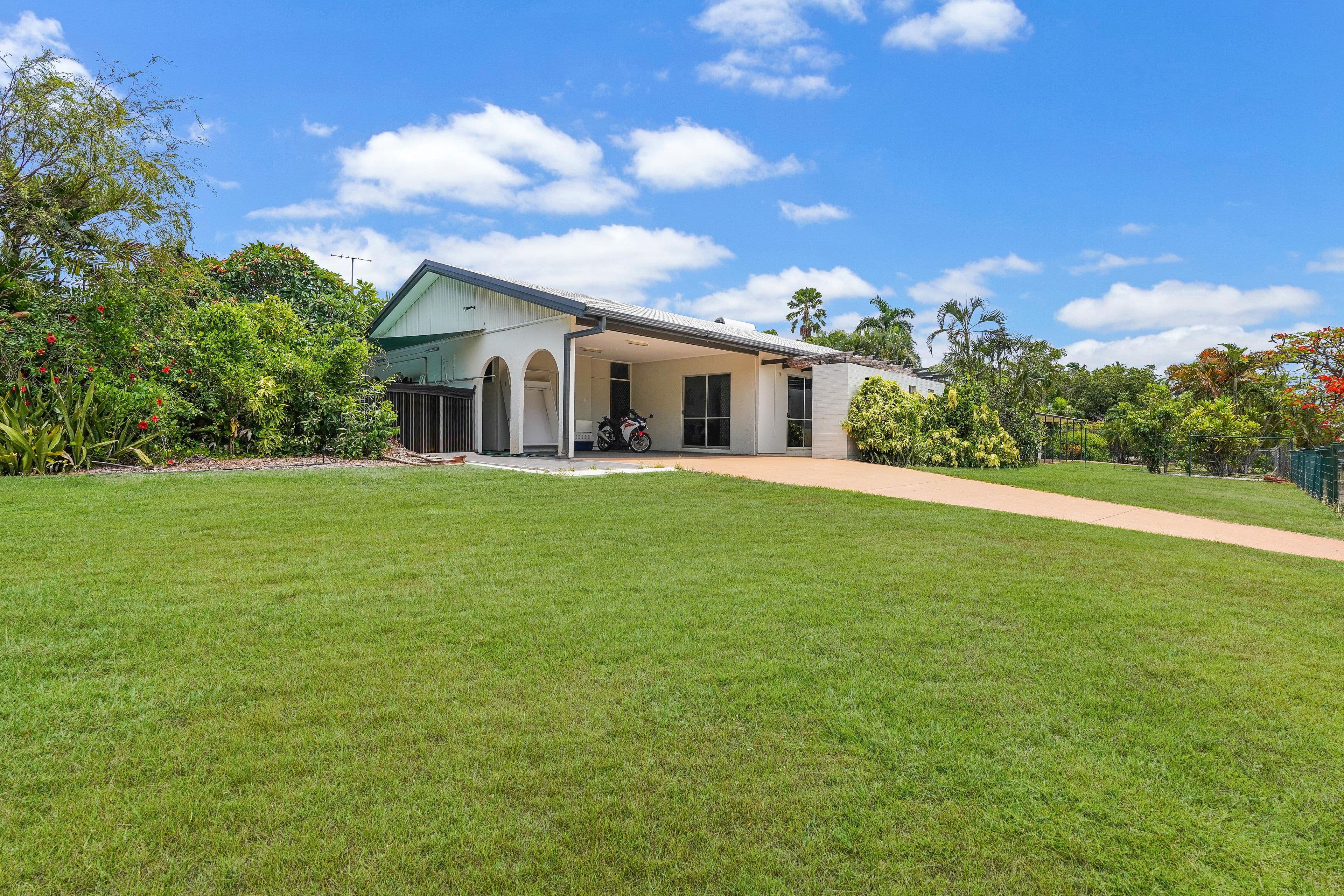2 Clematis Street, Nightcliff NT 0810, Nightcliff - Image 1