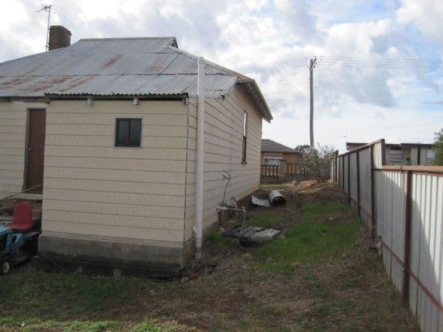 101 Wombat Street, YOUNG NSW 2594, Young - Thumbnail 2