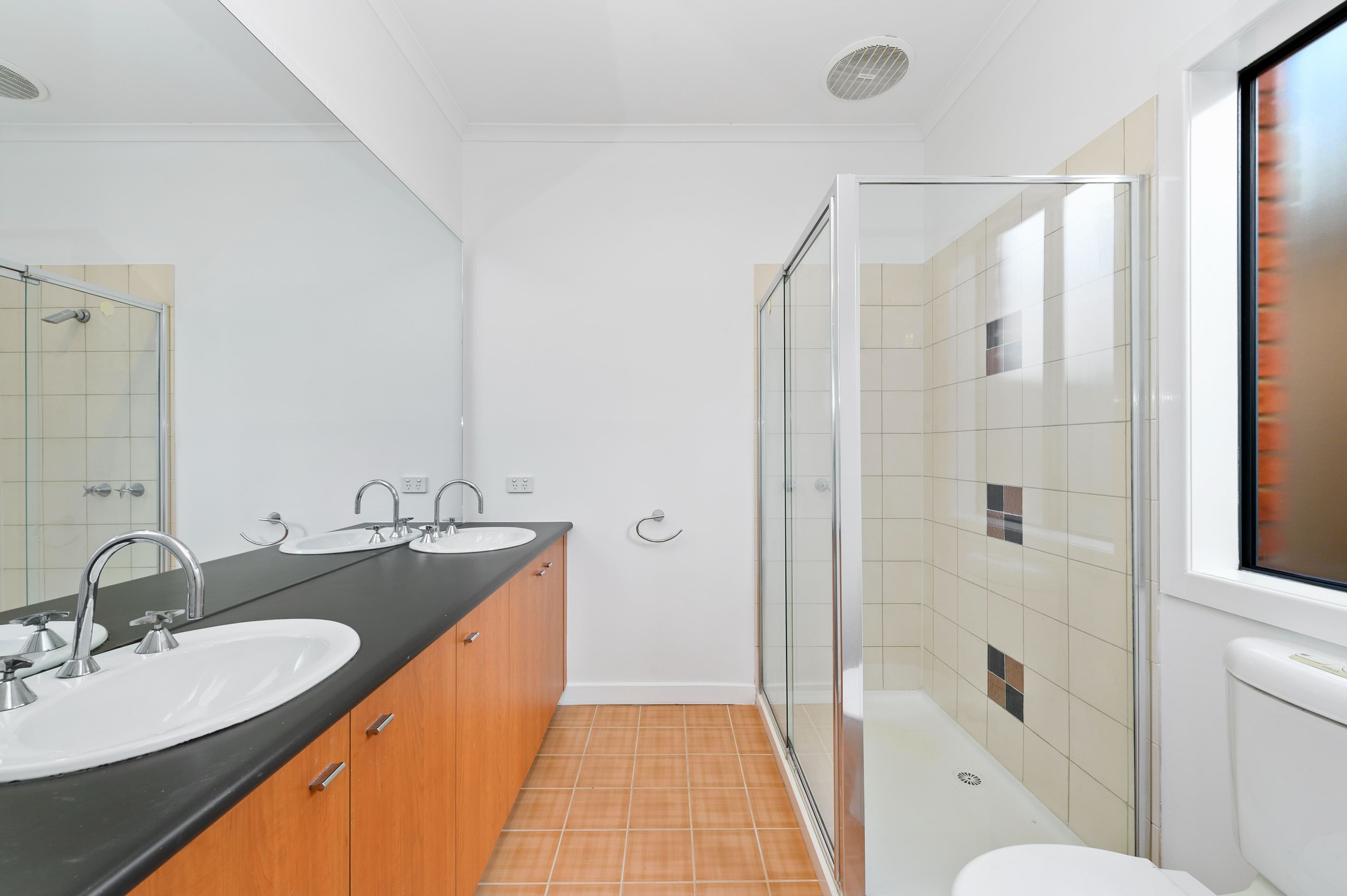 7 Kings Domain, Caroline Springs VIC 3023, Caroline Springs - Thumbnail 8