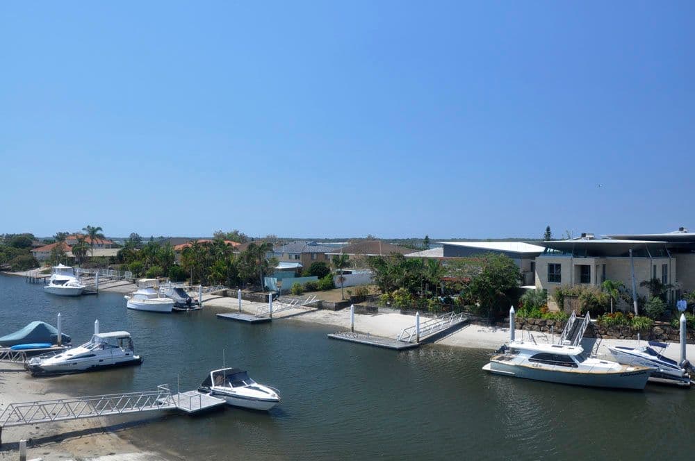 27-29 Madang Crescent, RUNAWAY BAY QLD 4216, Runaway Bay - Thumbnail 2