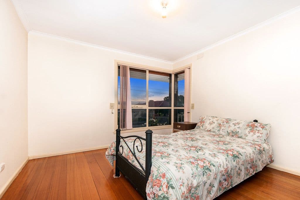 42 Tracey Street, Reservoir VIC 3073, Reservoir - Thumbnail 6
