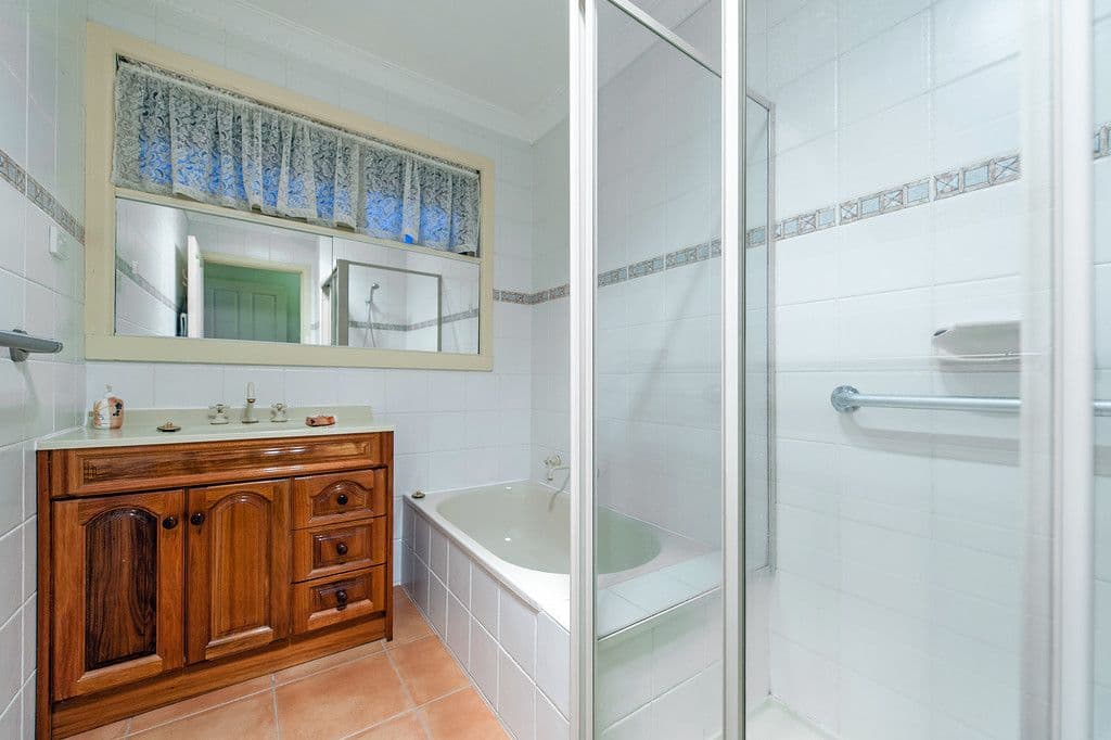 42 Tracey Street, Reservoir VIC 3073, Reservoir - Thumbnail 8