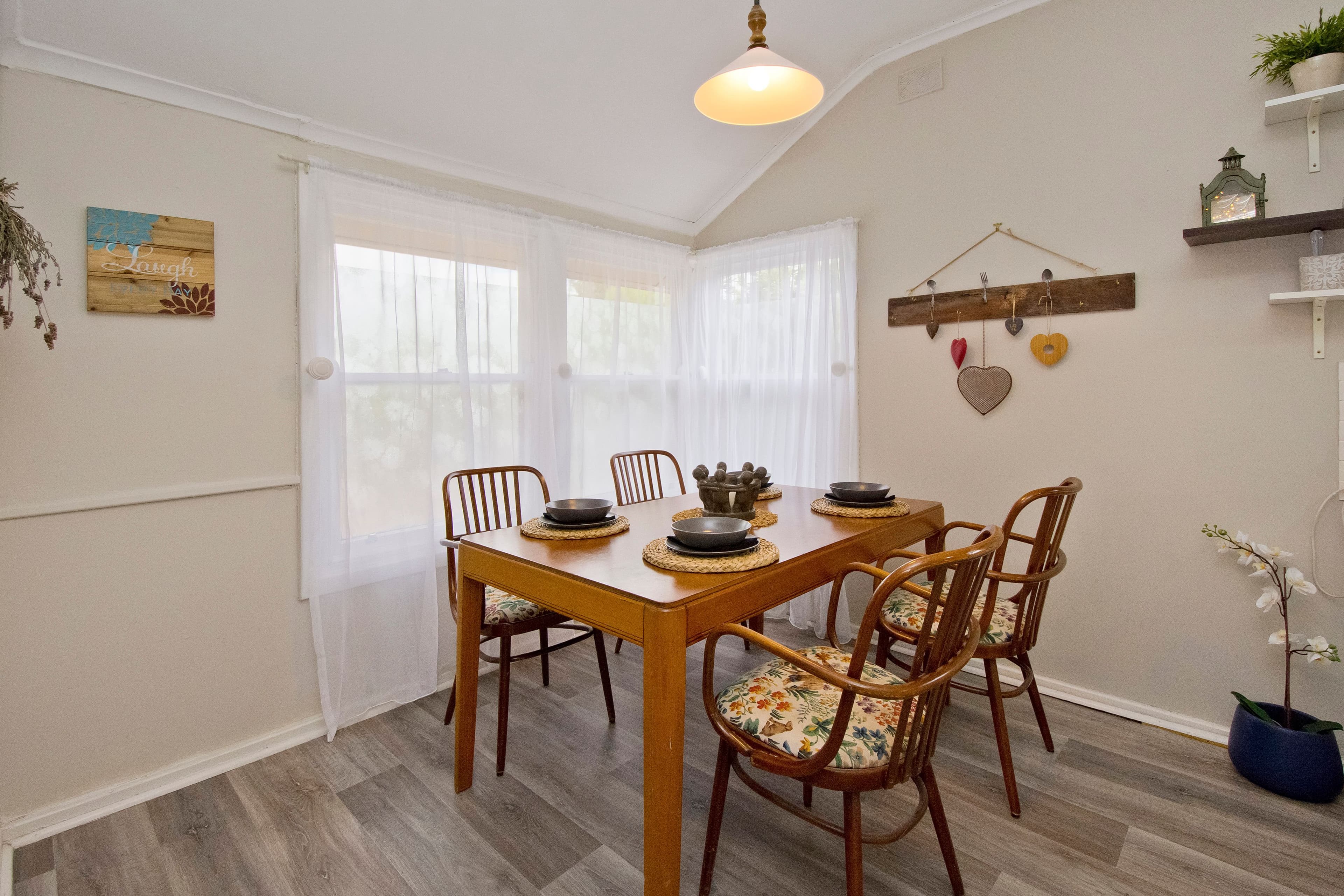 215 Woodford Road, Elizabeth North SA 5113, Elizabeth North - Thumbnail 4