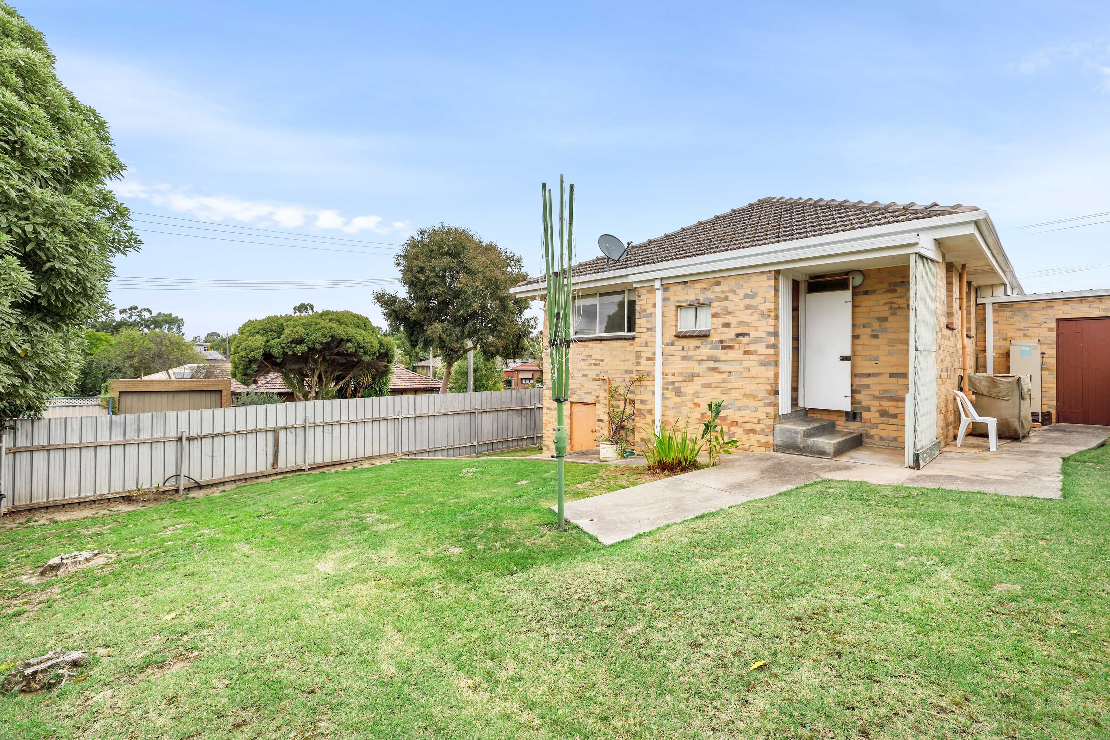 15 Blaxland Drive, Sunbury VIC 3429, Sunbury - Thumbnail 6