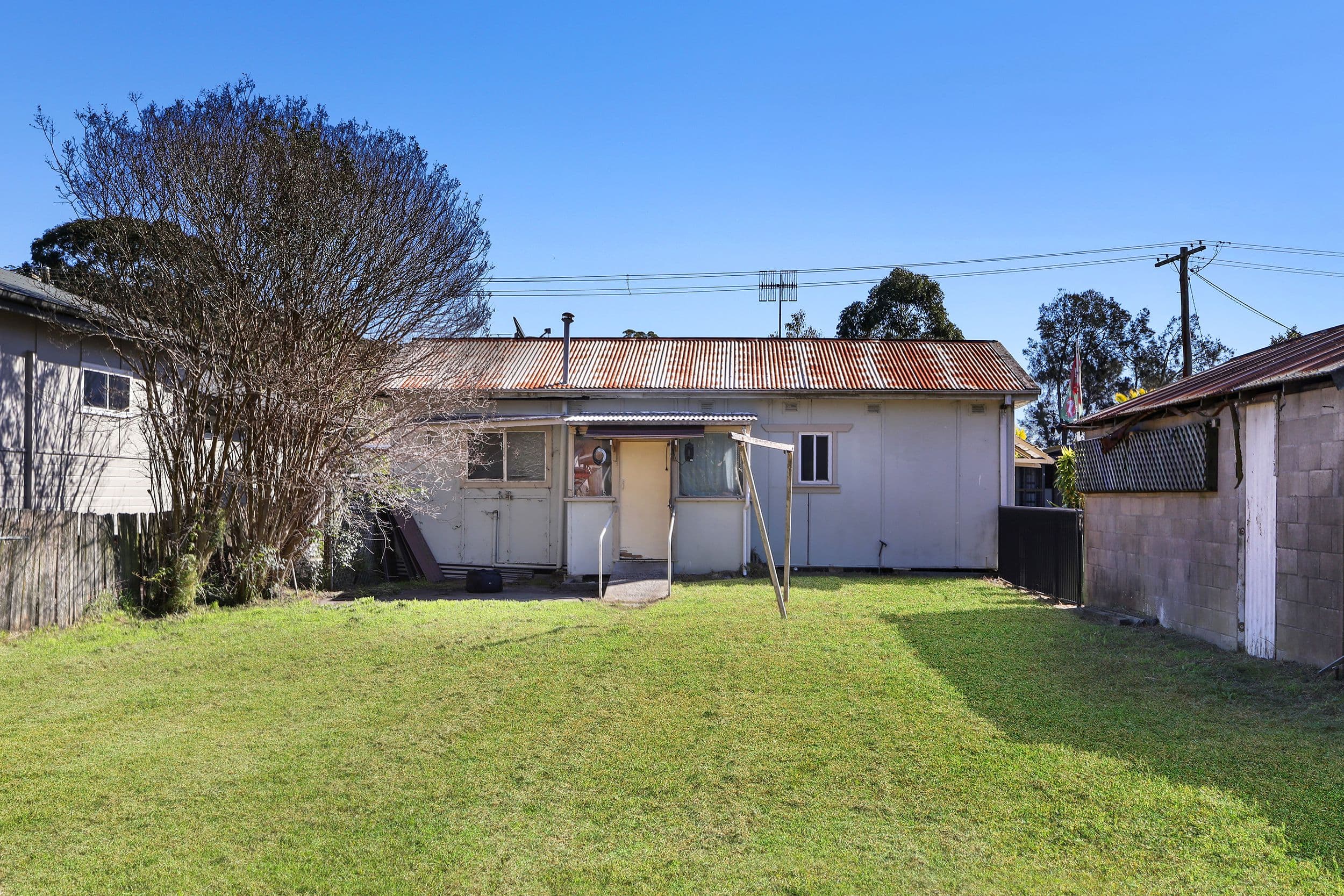 8 Echuca Road, Empire Bay - Thumbnail 4