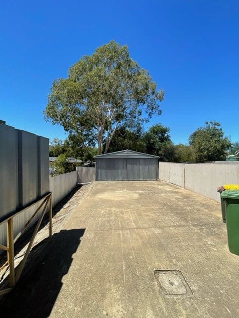 17 Geddes Avenue, Clare SA 5453, Clare - Thumbnail 8